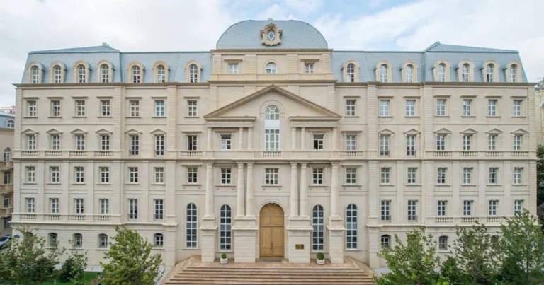 Maliyyə Nazirliyi dövlət zəmanətli borcun məbləğini açıqladı Maliyyə Nazirliyi dövlət zəmanətli borcun məbləğini açıqladı