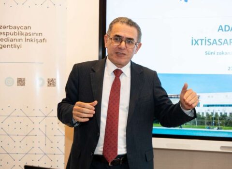 Media nümayəndələri üçün “Süni intellektin mediada tətbiqi” mövzusunda seminarlara başlanıldı — FOTOLAR