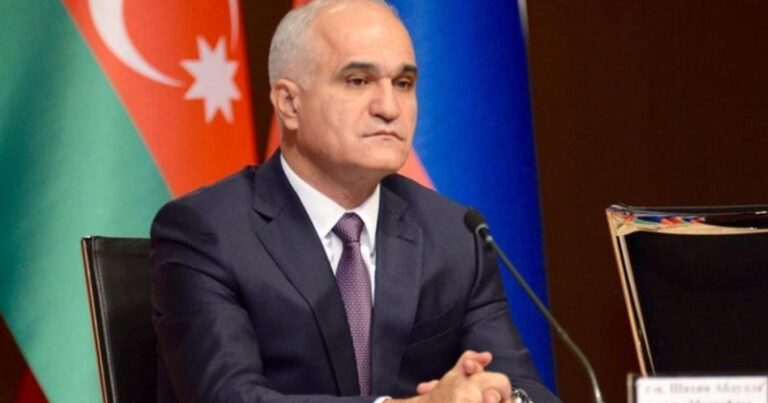 Mustafayevin erməni qonşularından ilginc: “Adını bu ağaca yazıb” – FOTO