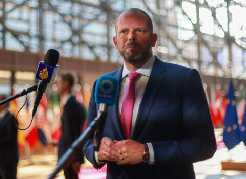 Belçikalı nazirin “Moskvanın yer üzündən silinməsi” ilə bağlı hədələrini absurd adlandırıb