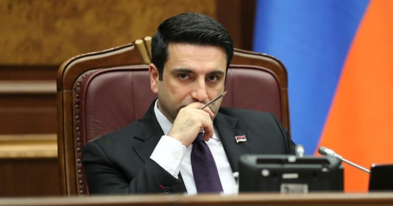 Simonyan TRIPP layihəsindən DANIŞDI: Azərbaycan və Ermənistan arasında kommunikasiya xətləri… Simonyan TRIPP layihəsindən DANIŞDI: Azərbaycan və Ermənistan arasında kommunikasiya xətləri…