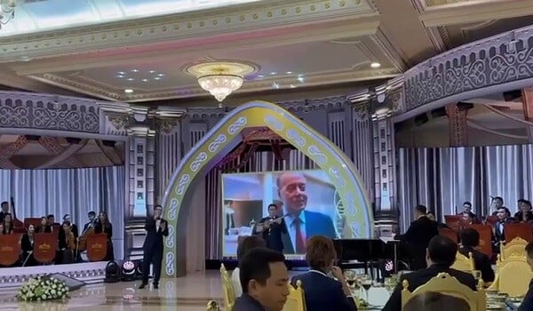 Astanada Heydər Əliyevin ən sevdiyi mahnı… – Video