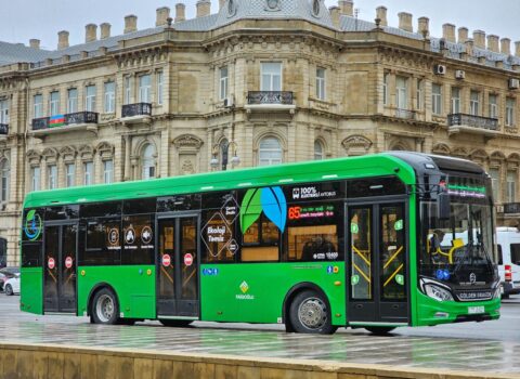 “BakuBus”larda bəzi şəxslər üçün gedişhaqqı ödənişsizdir?