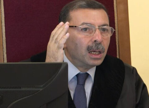 Sabiq hakimlər vəkil oldular – FOTO