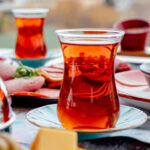 Qaraciyəri toksinlərdən təmizləyir – Çayın içinə 1 ədəd əlavə edin