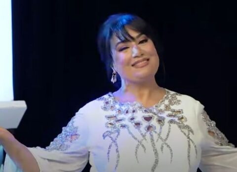 Bir zamanların məşhur müğənnisi 15 ildən sonra efirə çıxdı – VİDEO