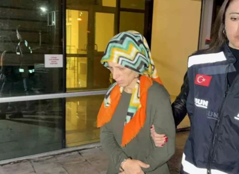 Yeni doğulmuş körpəsini zibilqabına atdı