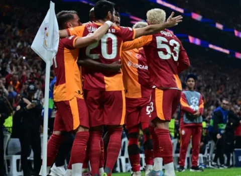 “Qalatasaray”dan böyük hesabla qələbə