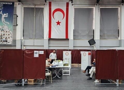 Şimali Kipr prezidentini seçir