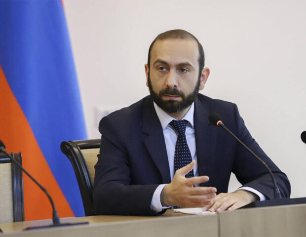 Ararat Mirzoyan: “Mən artıq Zaxarovanın bəyanatlarını şərh etmək istəmirəm”
