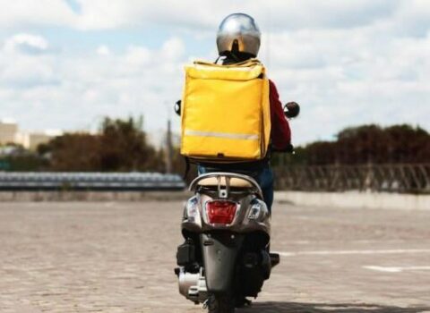 Moped sürənlər oxusun: Sürücülük vəsiqəsi tələb olunacaq?
