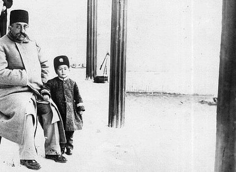 Qacar şahının səs yazısı yayıldı