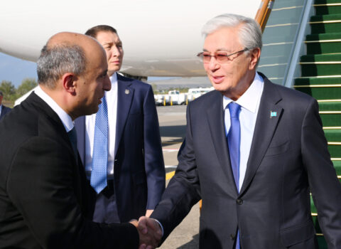 Tokayev Azərbaycana səfərə gəldi – FOTOLAR