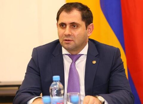 Papikyan ittihamlara cavab verdi