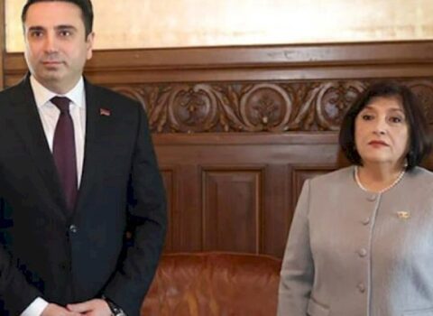Qafarova-Simonyan görüşü başladı