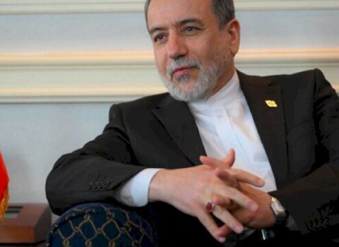 Əraqçi “qonşuluq siyasəti”nə uyğun olaraq Şərqi Azərbaycana gedəcək