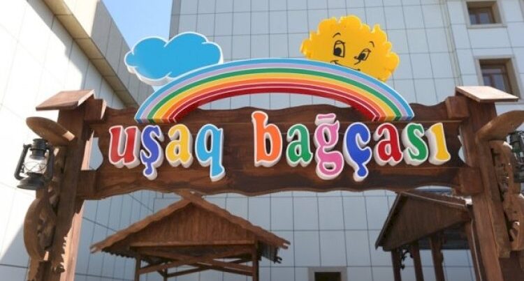 “Uşaqların payını yeyir, işçiləri evində işlədir” – Şəhid atasından bağça müdirinə ittihamlar