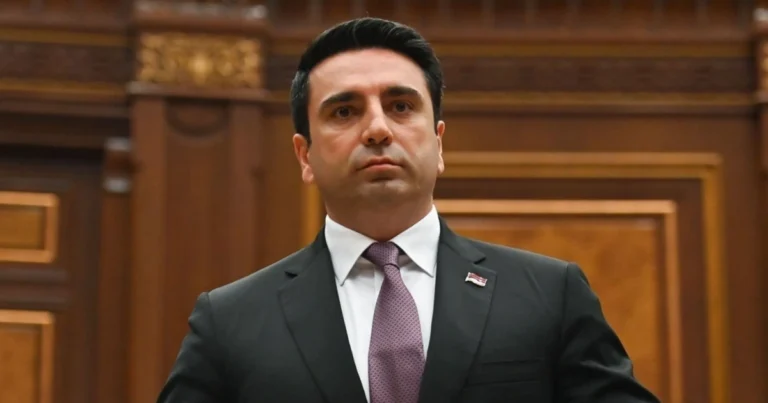 Simonyan: Azərbaycan və Ermənistan nümayəndə heyətləri qarşılıqlı səfərlər edəcəklər Simonyan: Azərbaycan və Ermənistan nümayəndə heyətləri qarşılıqlı səfərlər edəcəklər