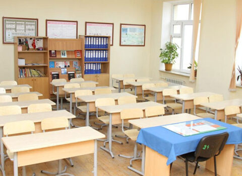 Mingəçevirdə şagird stulla birgə xəstəxanaya çatdırıldı