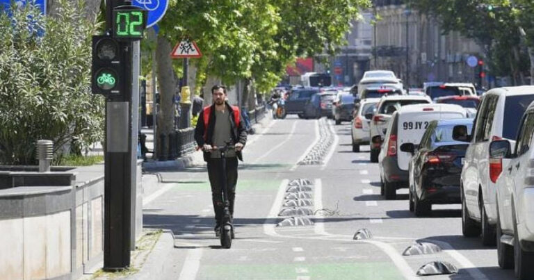 Yol polisi skuter istifadəçilərinə müraciət etdi Yol polisi skuter istifadəçilərinə müraciət etdi