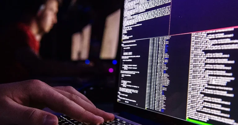 Rusiyalı hakerlər Krım Tatar Resurs Mərkəzindən məlumat əldə ediblər Rusiyalı hakerlər Krım Tatar Resurs Mərkəzindən məlumat əldə ediblər