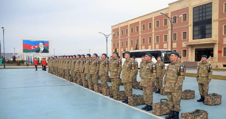 İsrail bombalayırsa, Azərbaycan niyə ordu göndərməlidir? İsrail bombalayırsa, Azərbaycan niyə ordu göndərməlidir?