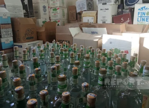 Ağsuda 247 ədəd alkoqollu içki satışdan çıxarıldı – FOTOLAR