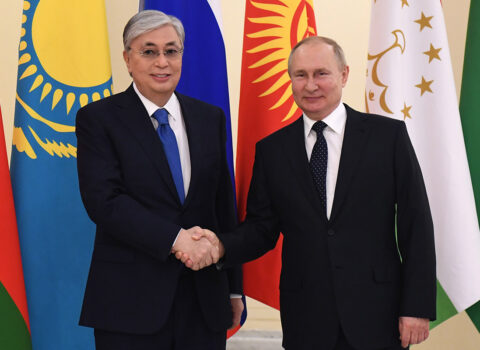 Putinlə Tokayev telefonla danışdı