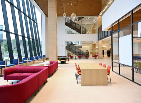 Bu gün açılışı olan universitetdən FOTOLAR