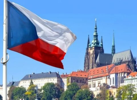 Çexiya vətəndaşlarına çağırış etdi: Bu ölkəni tərk edin!