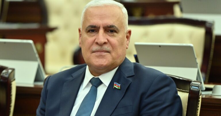 Vüqar Rəhimzadə: Kəlbəcər Şəhəri Günü şanlı Zəfərimizin təcəssümüdür Vüqar Rəhimzadə: Kəlbəcər Şəhəri Günü şanlı Zəfərimizin təcəssümüdür