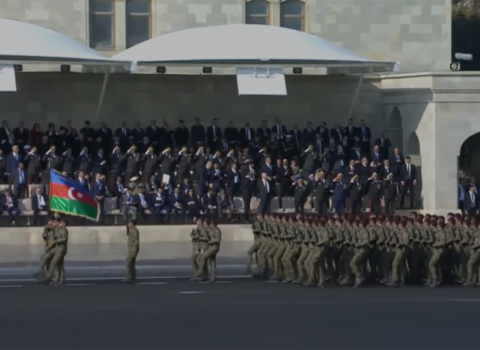 Daxili Qoşunların parad heyətinin keçidi – Video