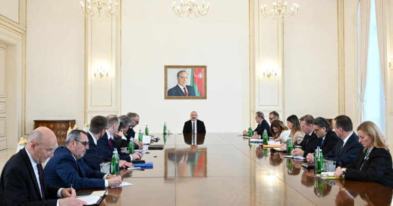 Prezident İlham Əliyev NATO nümayəndə heyətini qəbul etdi – FOTO