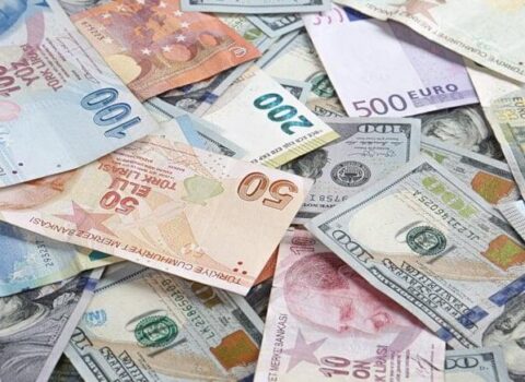 Bu ölkədə nağd pul bitdi