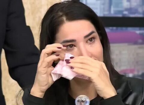 Yaşar Nurinin qızı vəfat edən bacısından danışıb ağladı