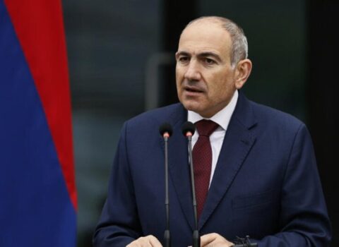 Nikol məxfiliyi açır: Aprel savaşında Sərkisyan Putinə nə yazıb?