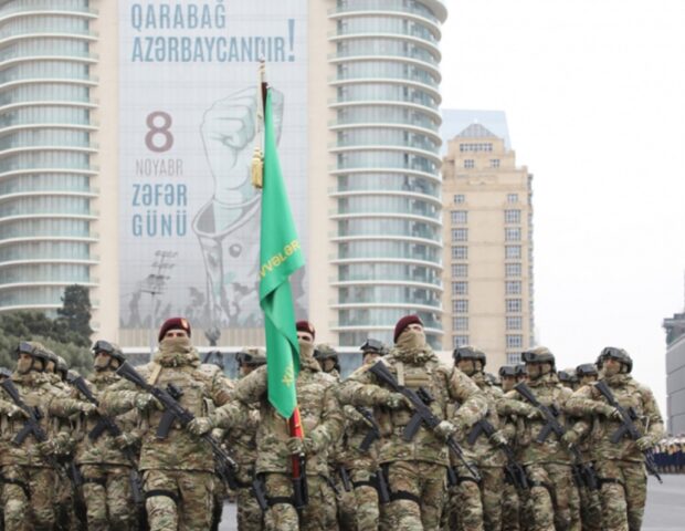 Bakıda hərbi parad başlayır – CANLI