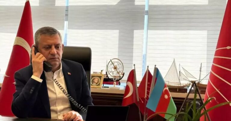 CHP lideri İlham Əliyevi TƏBRİK ETDİ CHP lideri İlham Əliyevi TƏBRİK ETDİ