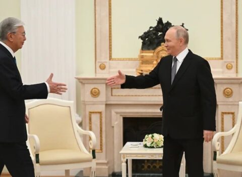Trampdan sonra Putinlə görüşdü
