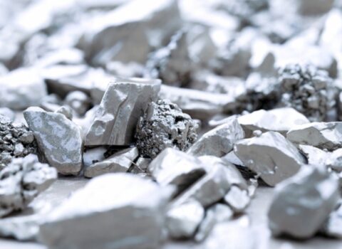 Gümüşün qiyməti tarixi maksimumu yenilədi