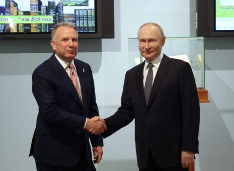 Putin Uitkoffla bu tarixdə görüşəcək