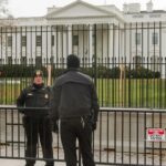 Ağ Evin yaxınlığında iki ABŞ əsgəri güllələndi