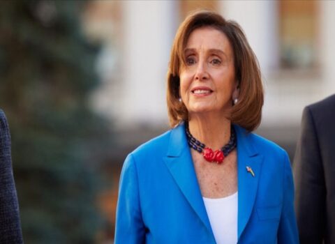 Nensi Pelosi Konqresdən getdi