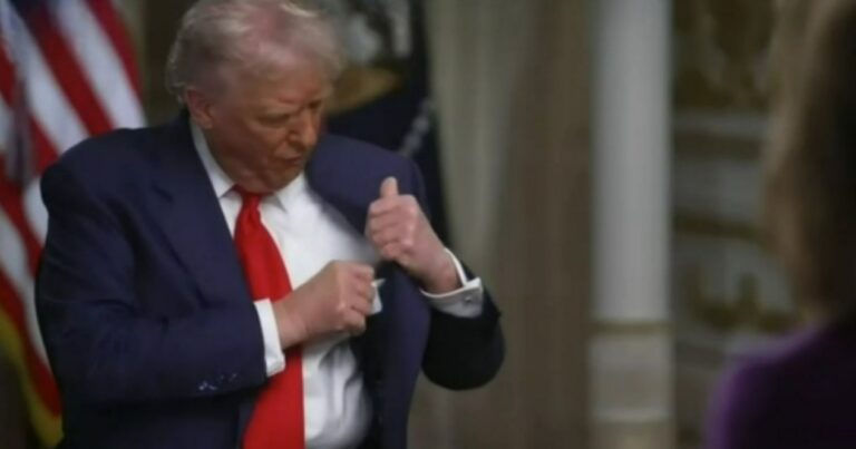 Tramp cibindən “Azərbaycan” yazılmış kağız çıxardı – VİDEO