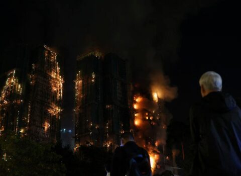 9 saatdır, yanğını söndürə bilmirlər… – Fotolar