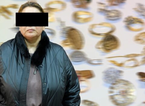 Dayə çalışdığı evdən 60 min oğurladı – Video