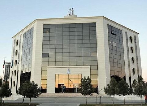 Millimizin oyunu təxirə salındı