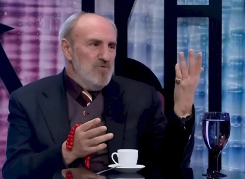 Akif İslamzadə Tolikin verilişindəki davadan danışdı: “…efirləri də o gündədir”