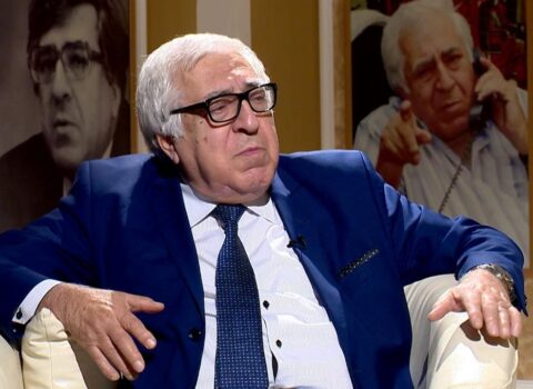 Xalq yazıçısı Anar yubiley medalı ilə təltif olundu – FOTO