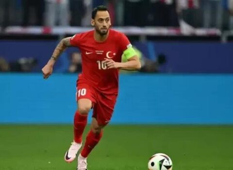 Hakan Çalhanoğlu Türkiyə millisinin heyətindən çıxarıldı